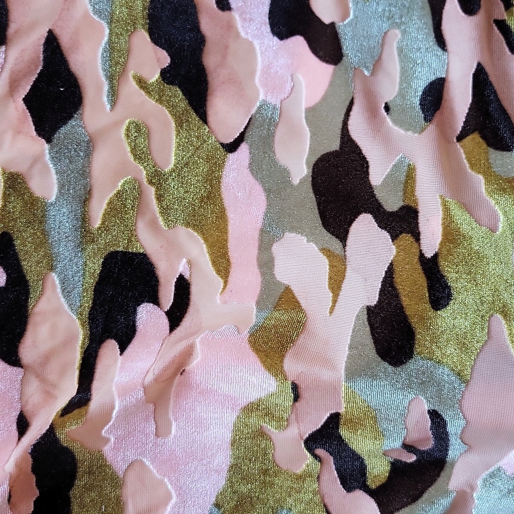 Free People We The Free Burnout Velvet Camo Tee SzS - Picture 7 of 7